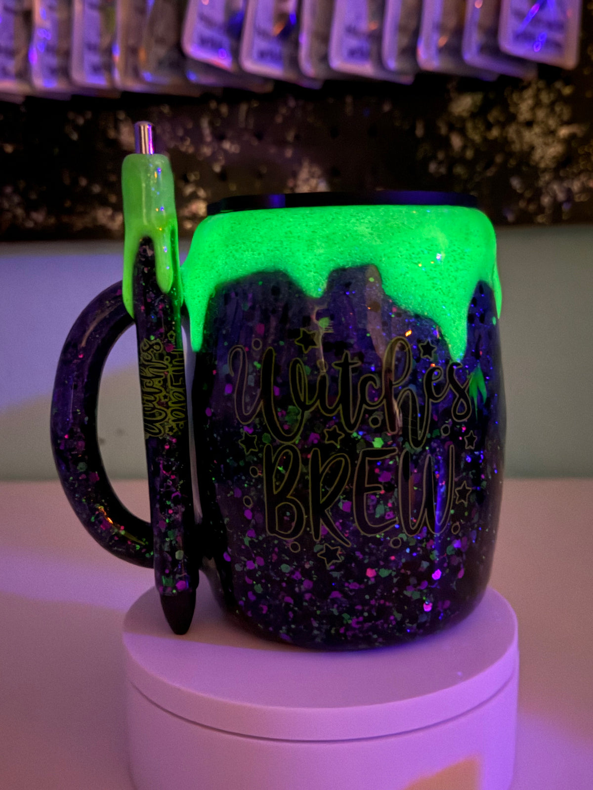 14oz Mug & Pen set (Green drip glows!)